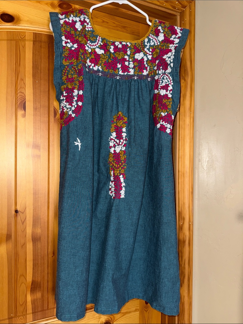 New•Mi Golondrina Flores Dress Size Large
